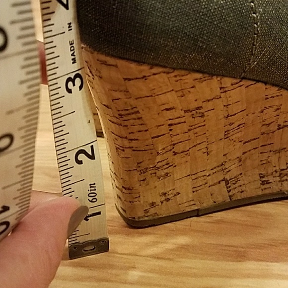 Metallic Denim TOMS Wedges - Picture 5 of 6